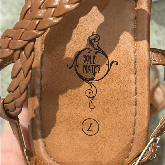 Sandals - Picture 3 of 3